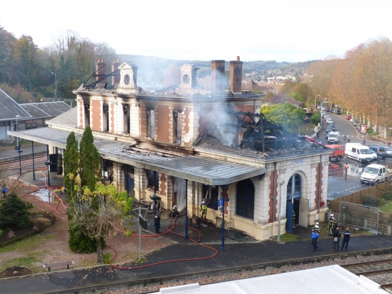 Gare de figeac brulée 004 (Copier)