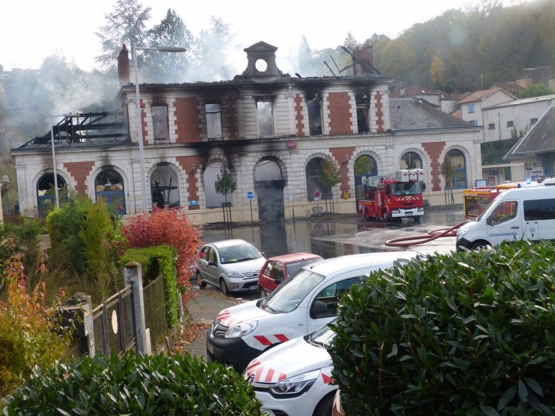 Gare de figeac brulée 008 (Copier)